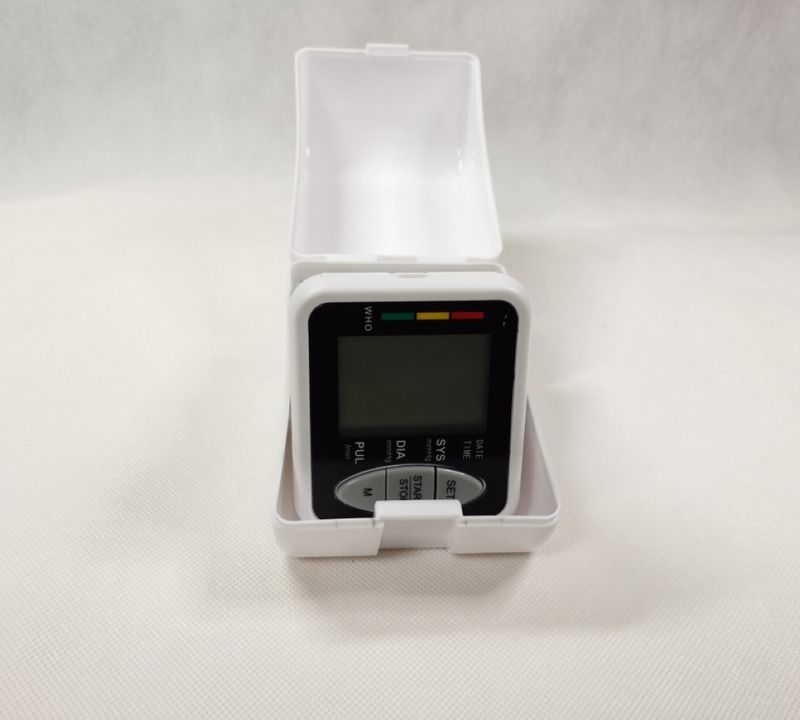 Monitor di punto di ebollizione tipo polso Strumento di misurazione della pressione sanguigna Sfigmomanometro Pressore sanguigno Monitor di polso